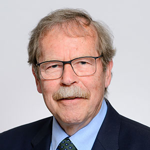 Dr. Dieter Thoenes